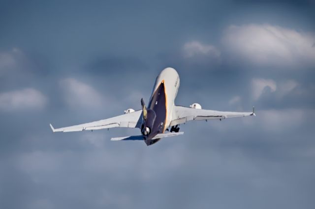 Boeing MD-11 —