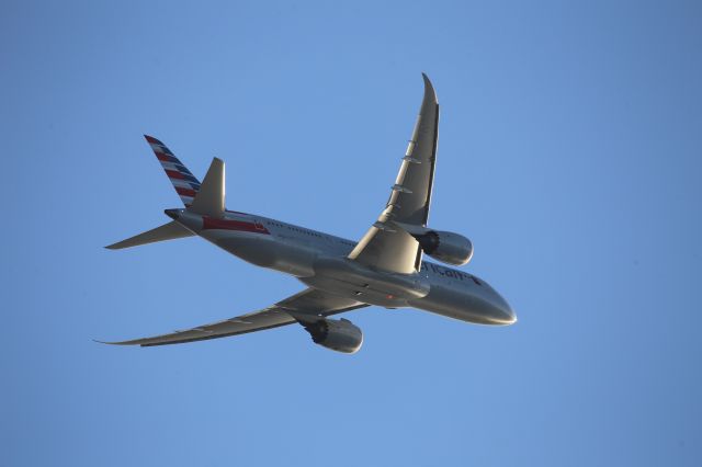 Boeing 787-8 (N812AA)