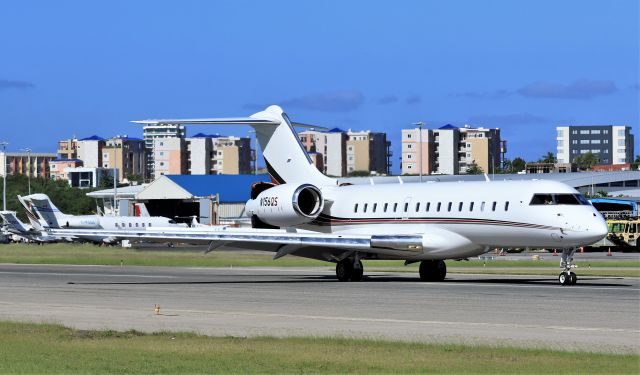 Bombardier Global Express (N156QS)