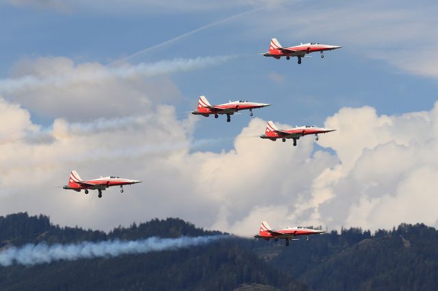 Northrop RF-5 Tigereye (J3088)