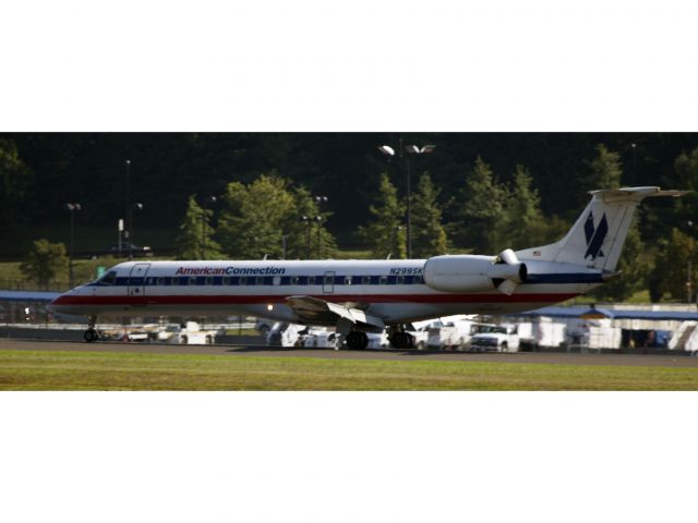 Embraer ERJ-135 (N299SK) - Roll out after a perfect landing RW34.