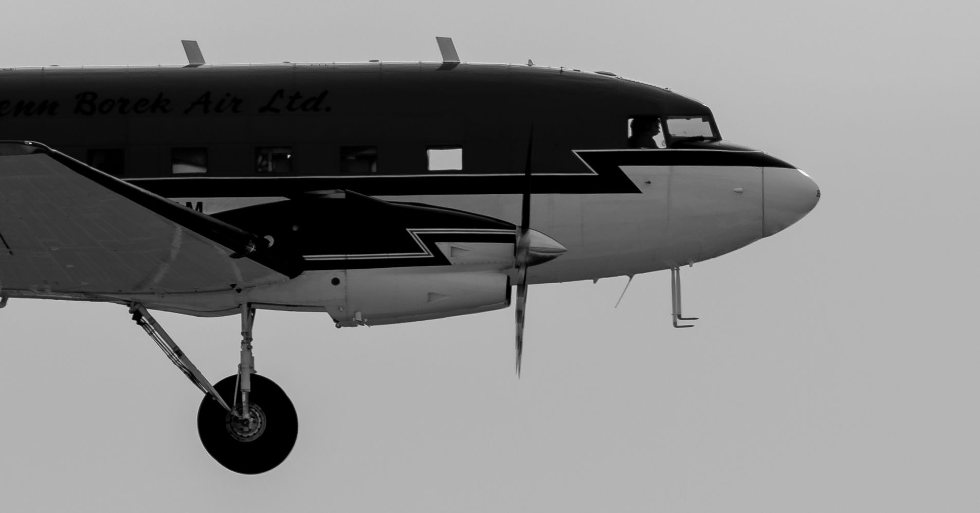 Douglas DC-3 (turbine) (C-FMKB)