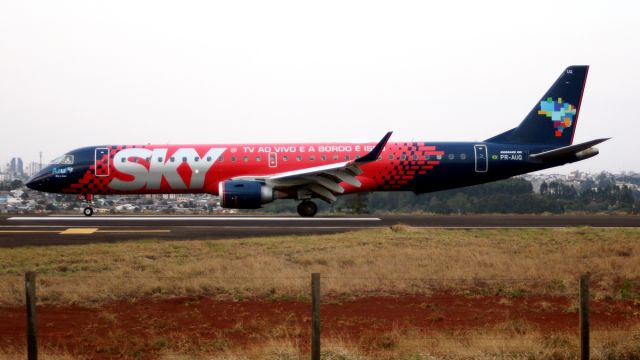 Embraer ERJ-190 (PR-AUQ)