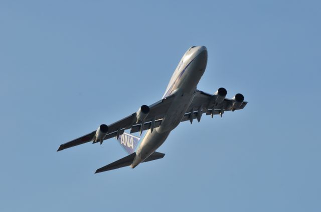 Boeing 747-400 (JA8961) - 2012/2/11