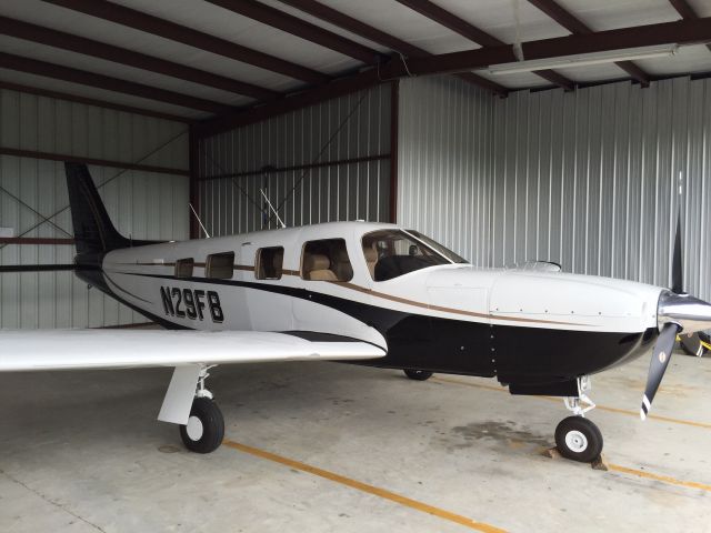 Piper Saratoga (N29FB)