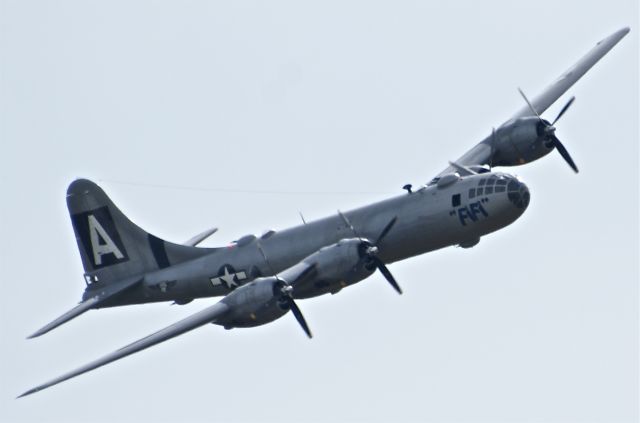 Boeing B-29 Superfortress (N529B)