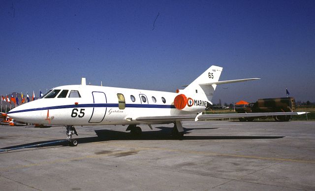 — — - Dassault Falcon 20.br /Photo: April 1990