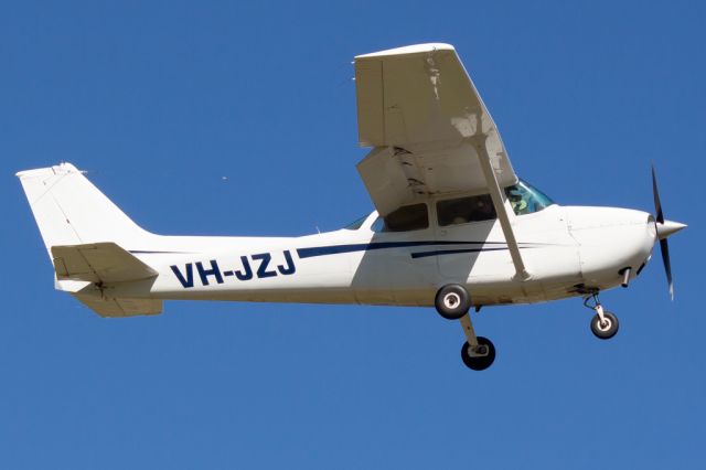 Cessna Skyhawk (VH-JZJ)