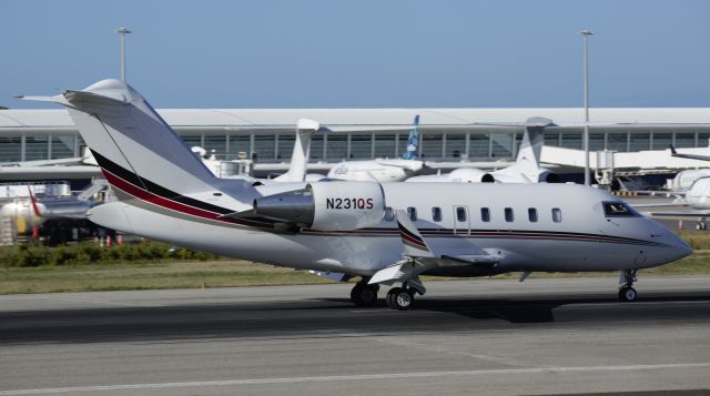 Canadair Challenger (N231QS)