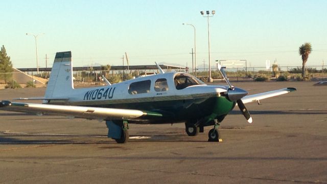 Mooney M-20 (N1064U)