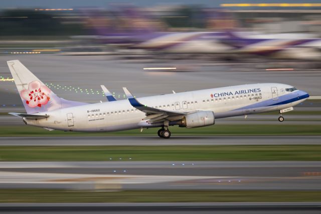Boeing 737-800 (B-18662) - 4th May, 2025:  Flight CI 840 bound for Kaohsiung City in Taiwan is seen rotating from runway 20L at Bangkok's Suvarnabhumi.