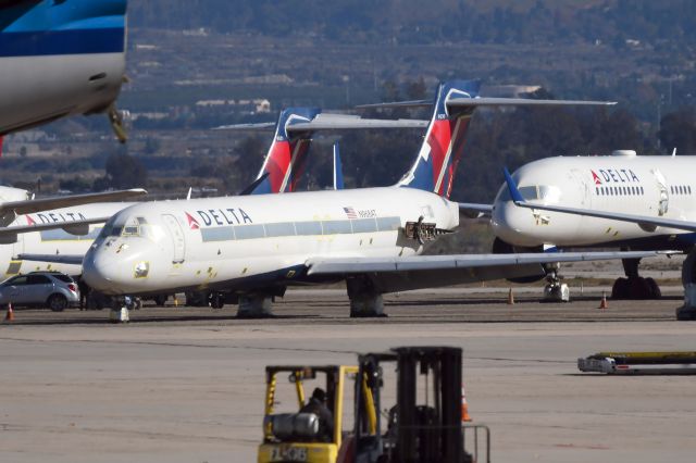 Boeing 717-200 (N968AT)