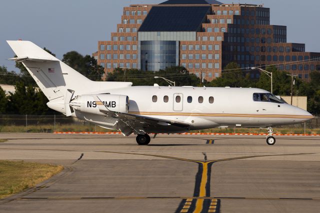 Hawker 800 (N901MB)