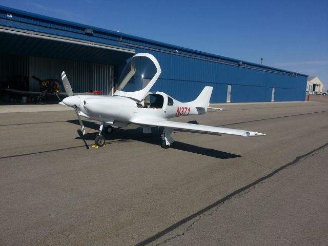 PAI Lancair 320 (N371) - N371 ready for the first flight after restoring October 2015