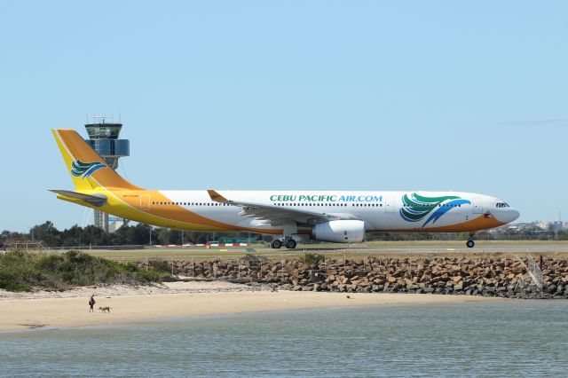 Airbus A330-300 (RP-C3344)