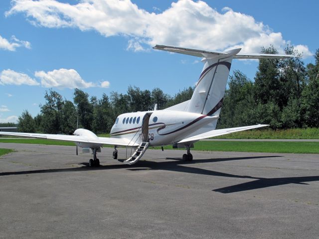 Beechcraft Super King Air 200 (RLI351)