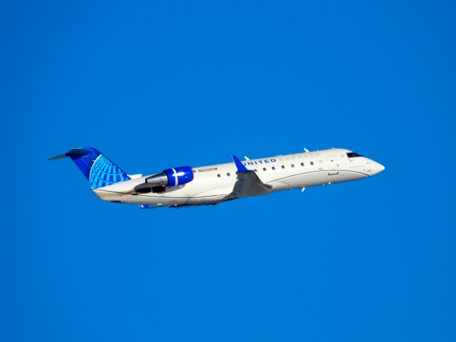 Canadair Regional Jet CRJ-200 (N932SW) - SKW5850br /SGF-ORDbr /01/11/2025