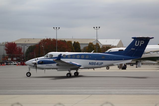 Beechcraft Super King Air 350 (N864UP)