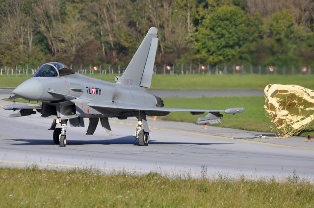 EUROFIGHTER Typhoon (7LWM)