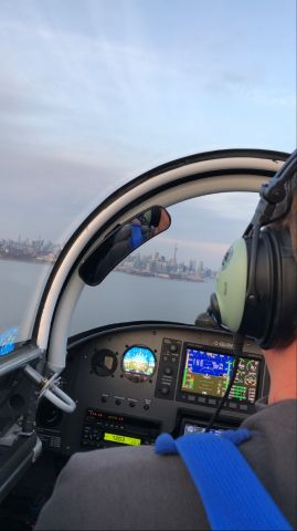 Vans RV-8 (C-GLOV)