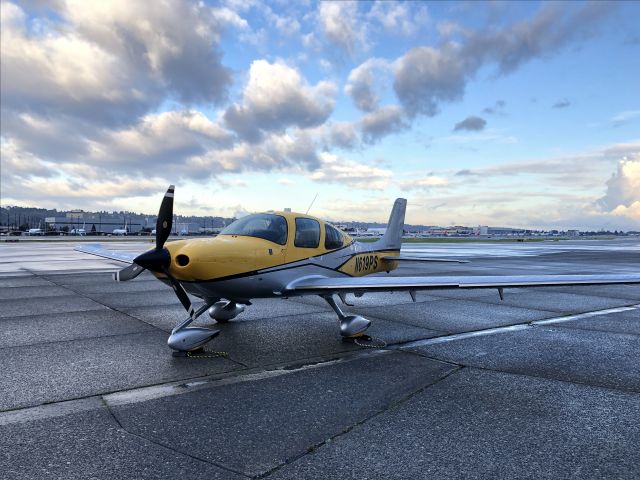 Cirrus SR22 Turbo (N619PS)