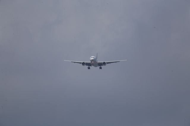 Boeing 777-200 (HS-TJU)