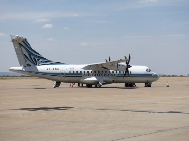 ALENIA Surveyor (ATR-42-500) (A2-ABO) - 23 NOV 2017