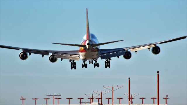 Boeing 747-200 — - Kalita Air Landing Greater Cincinnati Runway 18 L on a fine Sunday morning.