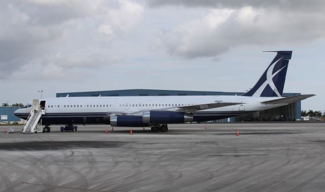 Boeing 707-100 (N88ZL)