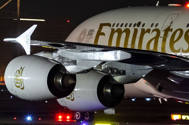 Airbus A380-800 (A6-EDA)