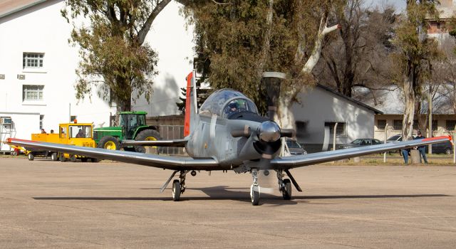 Raytheon Texan 2 (E305)