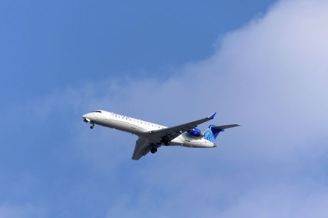 Canadair Regional Jet CRJ-700 (N544GJ)