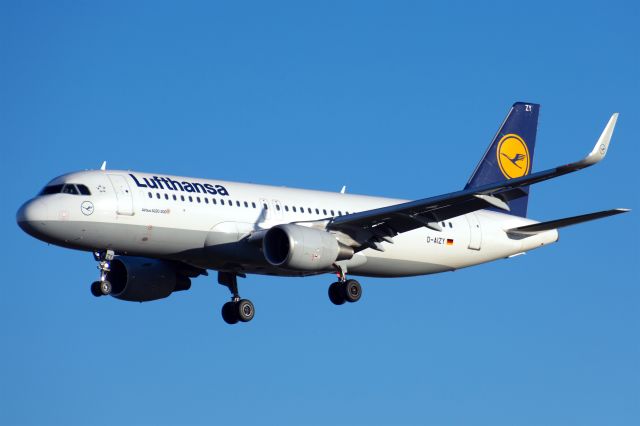 Airbus A320 (D-AIZY)