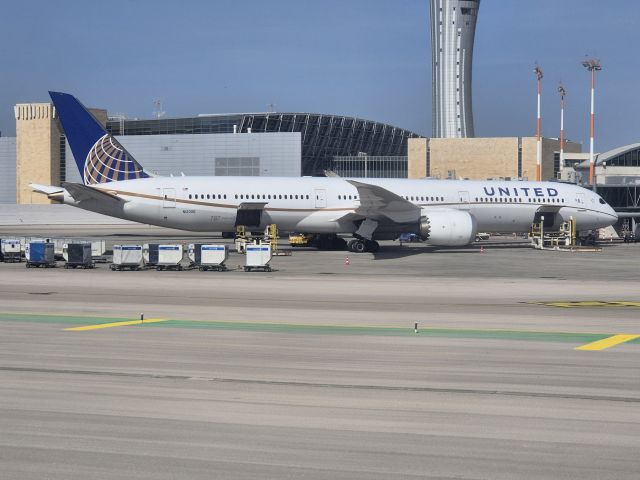 BOEING 787-10 Dreamliner (N12006)