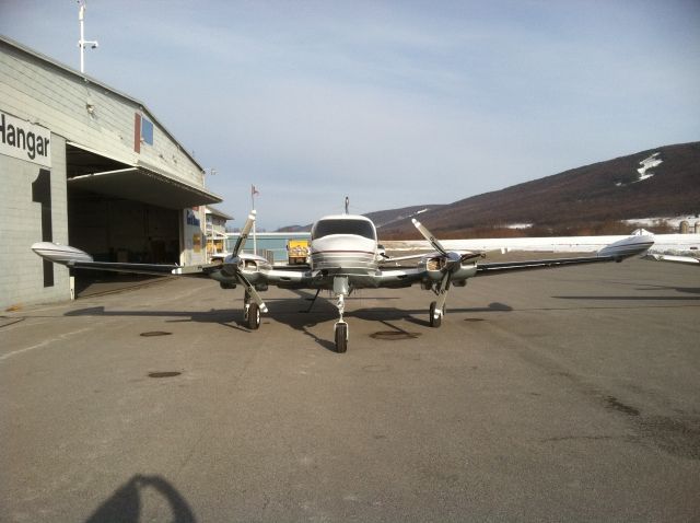 Cessna 310 (N5050Q)