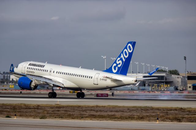 Bombardier CS100 (C-FFCO) - Bombardier BD-500-1A10 CSeries CS100 C-FFCO Arrives at Long Beach Airport for the first time. 12/10/15