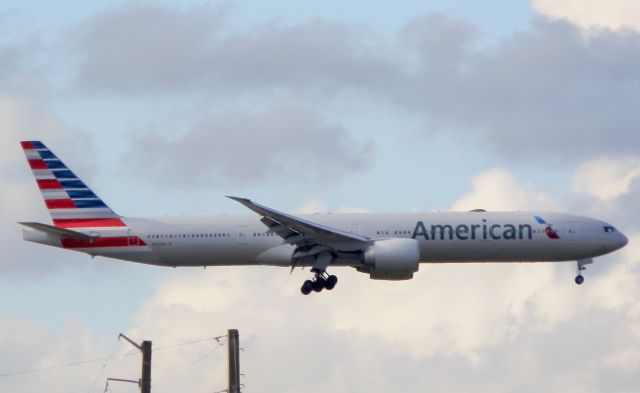 BOEING 777-300ER (N722AN) - A Long-Range Long(Wide)Body