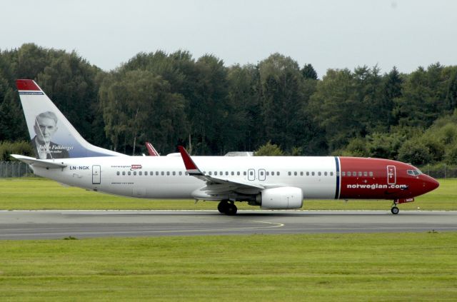 Boeing 737-800 (LN-NGK)