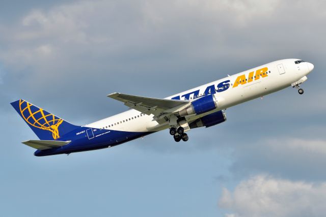 BOEING 767-300 (N641GT) - 23-R 05-13-22