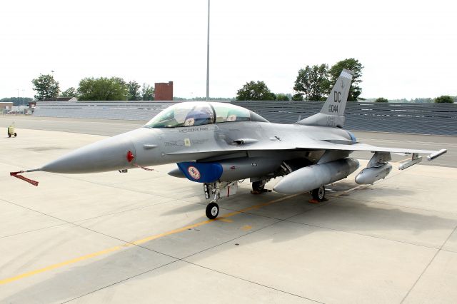 Lockheed F-16 Fighting Falcon (86-0044) - Capital 81 from the 121st Fighter Squadron (121 FS) Capital Guardians, Joint Base Andrews, Maryland.  