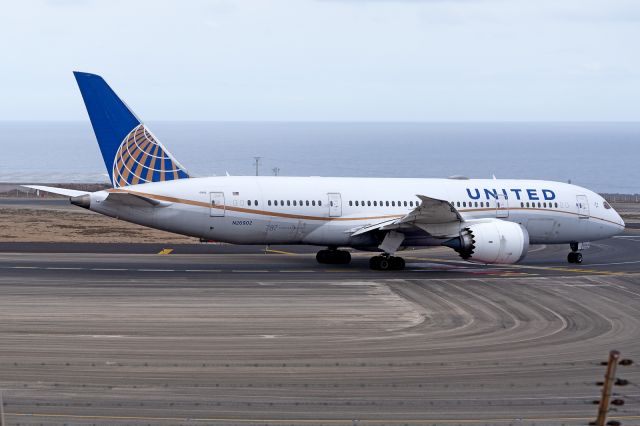 Boeing 787-8 (N26902)