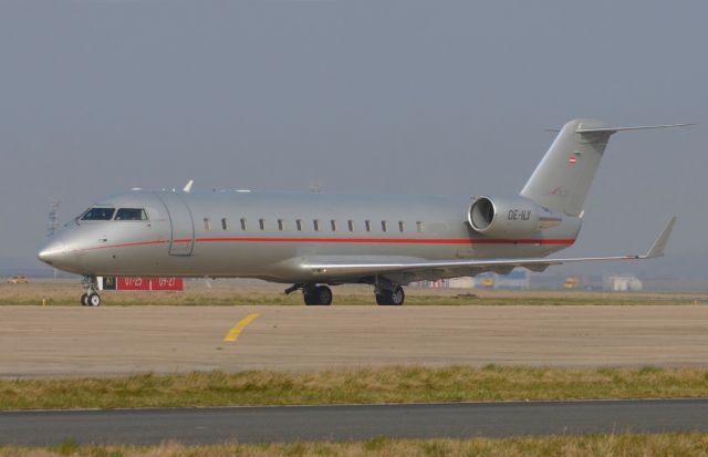 Canadair Regional Jet CRJ-200 (OE-ILY)