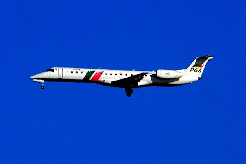 Embraer ERJ-145 (CS-TPM) - 2009