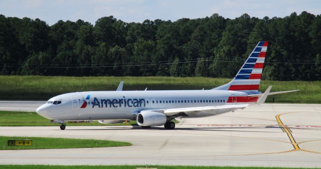 Boeing 737-800 (N836NN) - Arriving as AA1575.  Not a few weeks ago was this a strictly Mad Dog route; I just flew it.  Made it at the buzzer.  Nothing personal, 737.