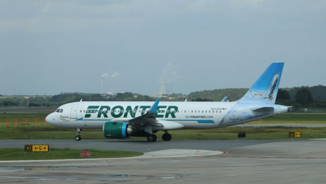 Airbus A319 (N373FR) - 9/23/22 Francie the Piping Plover taxis in on Golf