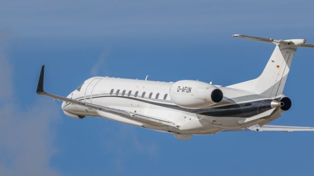 D-AFUN —