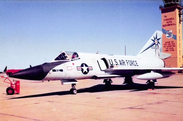 — — - Convair F-106A Delta Dart