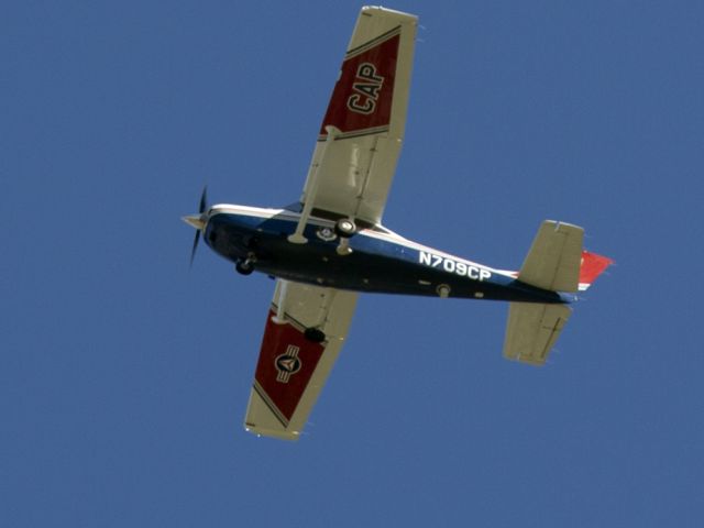 Cessna Skylane (N709CP) - A salute to the men and women in the CAP. They are also doing a great job introducing our youth to aviation.