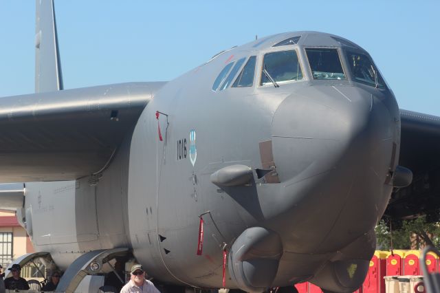 Boeing B-52 Stratofortress (61-0016)