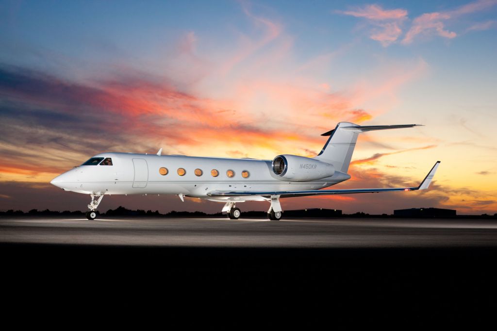 Gulfstream Aerospace Gulfstream IV (N450KR)